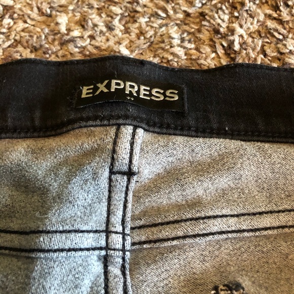 Express Skinny Mid Rise Jeggings - Picture 8 of 10